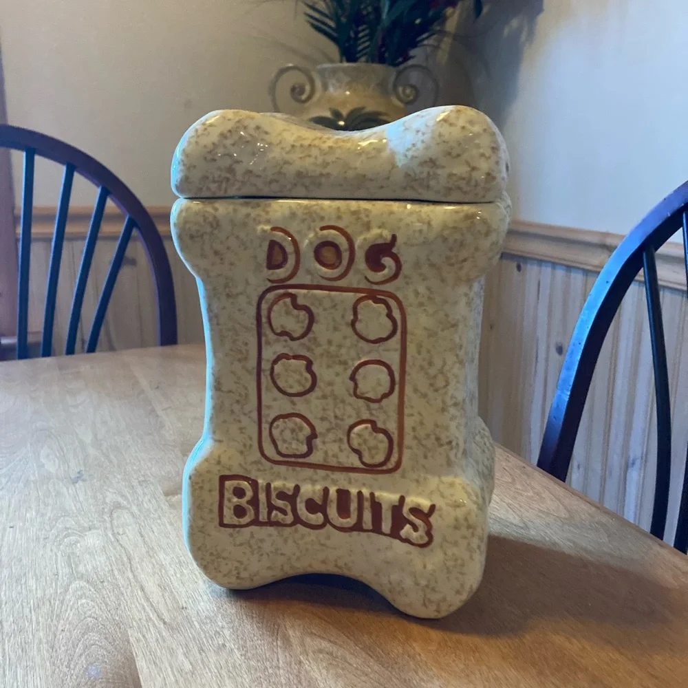 Dog Biscuit treat jar